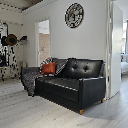 Trendy Apartment In Old Street Londra Exterior foto